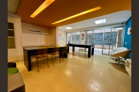 Apartamento à venda com 104m², 2 quartos e 1 vaga Apartamento à venda com 104m², 2 quartos e 1 vagaÁrea comum - Sala de Jogos