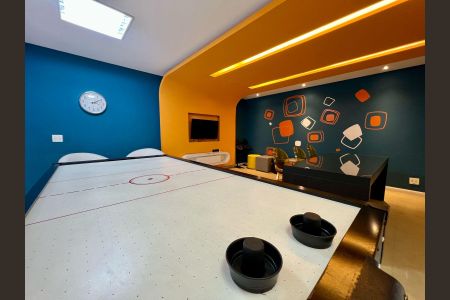 Apartamento à venda com 104m², 2 quartos e 1 vaga Apartamento à venda com 104m², 2 quartos e 1 vagaÁrea comum - Sala de Jogos