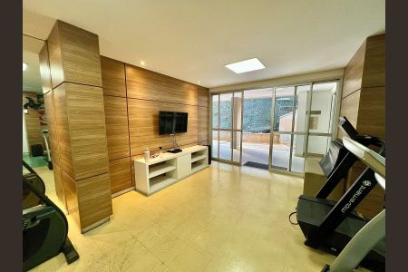 Apartamento à venda com 104m², 2 quartos e 1 vaga Apartamento à venda com 104m², 2 quartos e 1 vagaÁrea comum - Academia