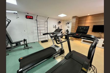 Apartamento à venda com 104m², 2 quartos e 1 vaga Apartamento à venda com 104m², 2 quartos e 1 vagaÁrea comum - Academia