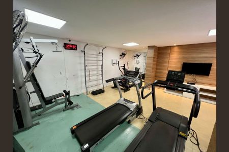 Apartamento à venda com 104m², 2 quartos e 1 vaga Apartamento à venda com 104m², 2 quartos e 1 vagaÁrea comum - Academia