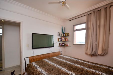 Apartamento à venda com 75m², 2 quartos e 1 vagaQuarto 2