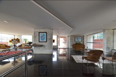 Apartamento à venda com 75m², 2 quartos e 1 vagaArea comum/ hall de entrada