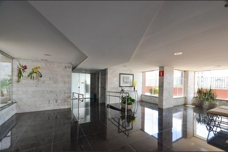Apartamento à venda com 75m², 2 quartos e 1 vagaArea comum/ hall de entrada
