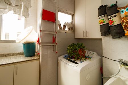 Apartamento à venda com 73m², 2 quartos e 1 vagaÁrea de Serviço