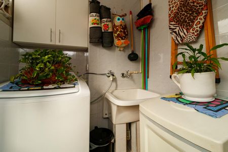 Apartamento à venda com 73m², 2 quartos e 1 vagaÁrea de Serviço