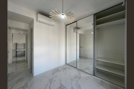 Apartamento à venda com 63m², 2 quartos e 1 vaga