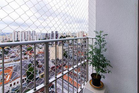 Apartamento à venda com 48m², 2 quartos e 1 vaga Apartamento à venda com 48m², 2 quartos e 1 vagaVaranda