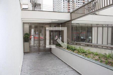 Apartamento à venda com 48m², 2 quartos e 1 vaga Apartamento à venda com 48m², 2 quartos e 1 vagaFachada
