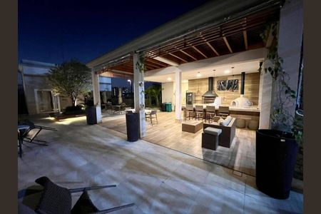 Apartamento à venda com 62m², 2 quartos e 1 vaga