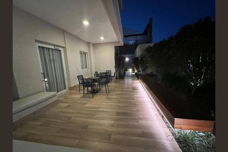 Apartamento à venda com 62m², 2 quartos e 1 vaga