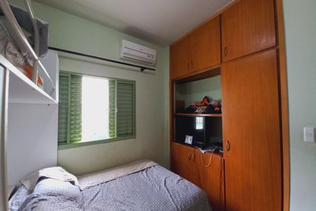 Casa à venda com 140m², 3 quartos e 4 vagasQuarto 3 - Suíte
