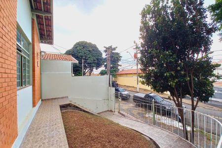Casa à venda com 140m², 3 quartos e 4 vagasFrente da Casa
