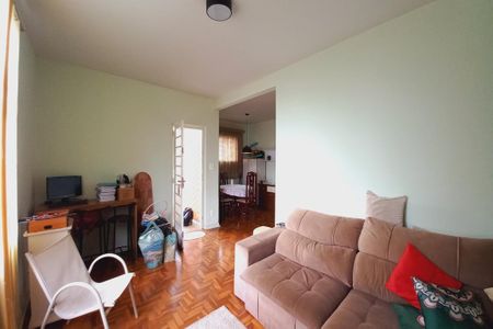 Casa à venda com 140m², 3 quartos e 4 vagasSala