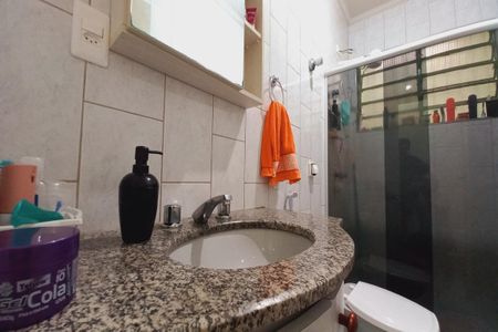Casa à venda com 140m², 3 quartos e 4 vagasBanheiro