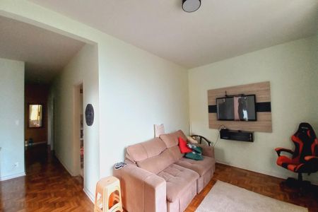 Casa à venda com 140m², 3 quartos e 4 vagasSala
