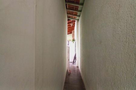 Casa à venda com 140m², 3 quartos e 4 vagasCorredor