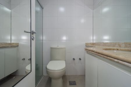 Apartamento à venda com 108m², 3 quartos e 2 vagasBanheiro da Suíte