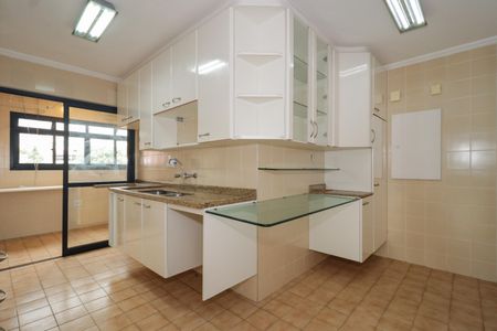 Apartamento à venda com 108m², 3 quartos e 2 vagasCozinha