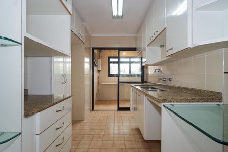 Apartamento à venda com 108m², 3 quartos e 2 vagasCozinha