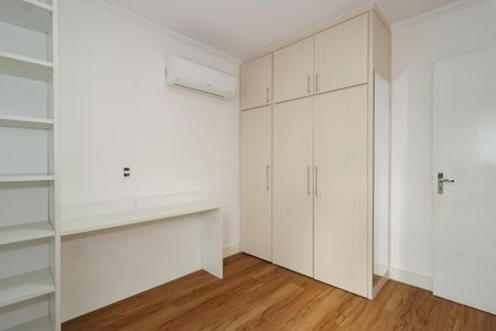 Apartamento à venda com 108m², 3 quartos e 2 vagasQuarto 3