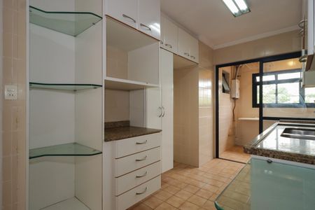 Apartamento à venda com 108m², 3 quartos e 2 vagasCozinha