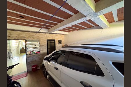 Casa de condomínio à venda com 160m², 3 quartos e 1 vagaGaragem