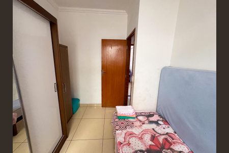 Casa de condomínio à venda com 160m², 3 quartos e 1 vagaQuarto 2