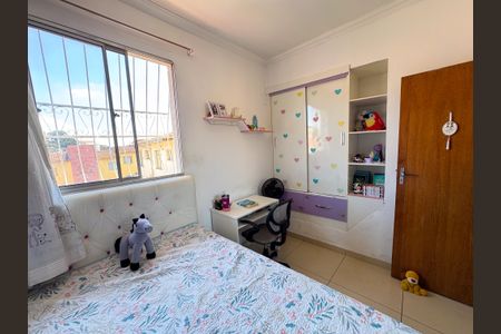 Casa de condomínio à venda com 160m², 3 quartos e 1 vagaQuarto