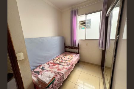 Casa de condomínio à venda com 160m², 3 quartos e 1 vagaQuarto 2