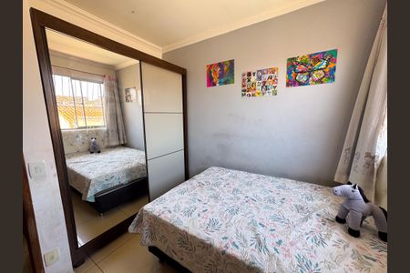 Casa de condomínio à venda com 160m², 3 quartos e 1 vagaQuarto