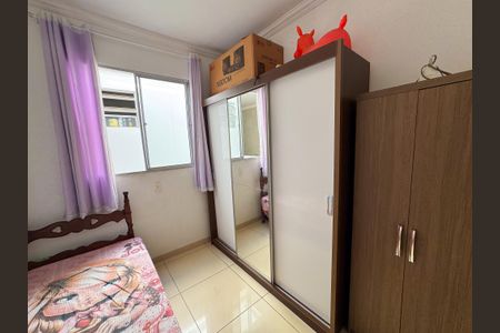 Casa de condomínio à venda com 160m², 3 quartos e 1 vagaQuarto 2