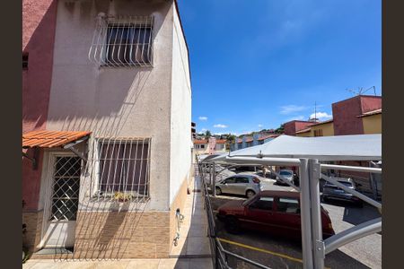 Casa de condomínio à venda com 160m², 3 quartos e 1 vagavista 