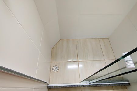 Apartamento para alugar com 45m², 1 quarto e sem vaga Apartamento para alugar com 45m², 1 quarto e sem vagaBanheiro