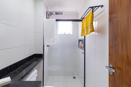 Apartamento à venda com 53m², 2 quartos e 1 vaga Apartamento à venda com 53m², 2 quartos e 1 vagaBanheiro