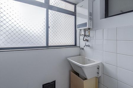 Apartamento à venda com 74m², 3 quartos e 1 vagaÁrea de Serviço