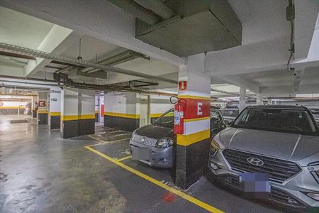 Apartamento à venda com 74m², 3 quartos e 1 vagaÁrea comum