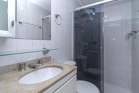 Apartamento à venda com 74m², 3 quartos e 1 vagaBanheiro da Suíte 1