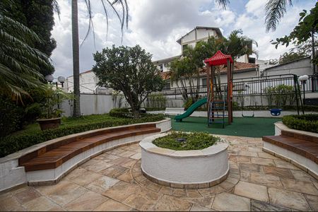 Apartamento à venda com 74m², 3 quartos e 1 vagaÁrea comum