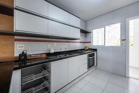 Apartamento para alugar com 190m², 3 quartos e 2 vagasCozinha