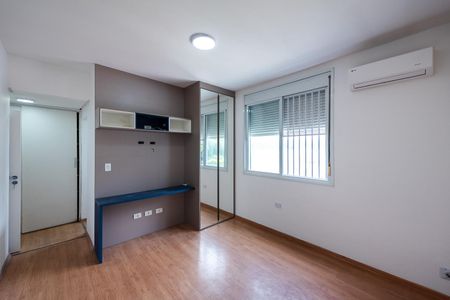 Apartamento para alugar com 190m², 3 quartos e 2 vagasSuíte 1