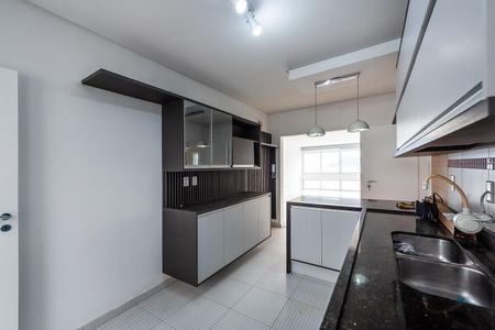 Apartamento para alugar com 190m², 3 quartos e 2 vagasCozinha