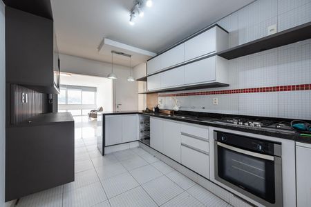 Apartamento para alugar com 190m², 3 quartos e 2 vagasCozinha