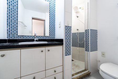 Apartamento para alugar com 190m², 3 quartos e 2 vagasBanheiro suíte 2