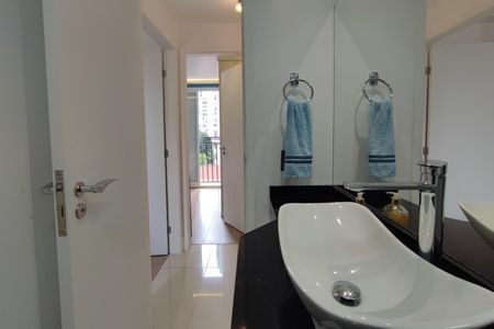 Apartamento para alugar com 62m², 2 quartos e 2 vagasBanheiro Social