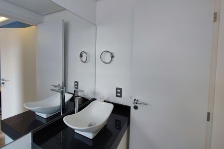 Apartamento para alugar com 62m², 2 quartos e 2 vagasBanheiro Suíte