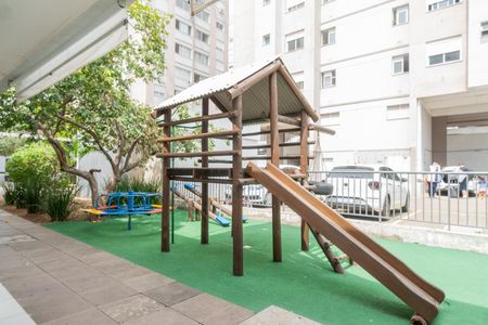 Apartamento à venda com 51m², 2 quartos e 1 vaga Apartamento à venda com 51m², 2 quartos e 1 vagaÁrea comum - Playground