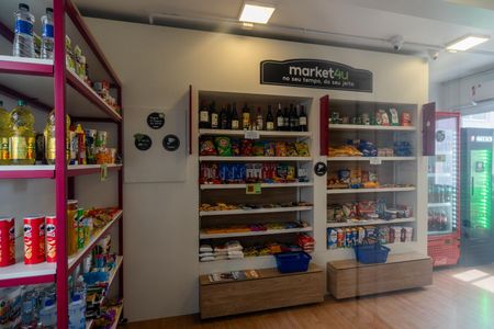 Apartamento à venda com 51m², 2 quartos e 1 vaga Apartamento à venda com 51m², 2 quartos e 1 vagaMercado