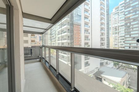 Apartamento à venda com 61m², 1 quarto e sem vaga Apartamento à venda com 61m², 1 quarto e sem vagaSacada