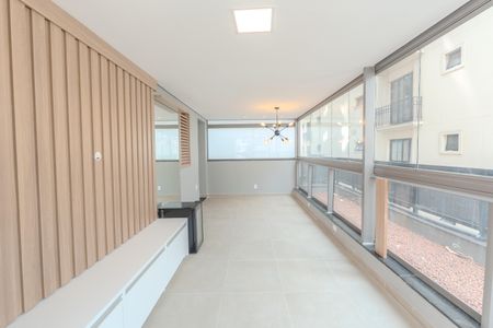 Apartamento à venda com 61m², 1 quarto e sem vaga Apartamento à venda com 61m², 1 quarto e sem vagaSacada